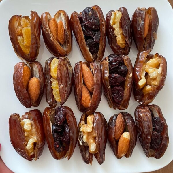 Premium Dates, Almonds & Chocolate Box