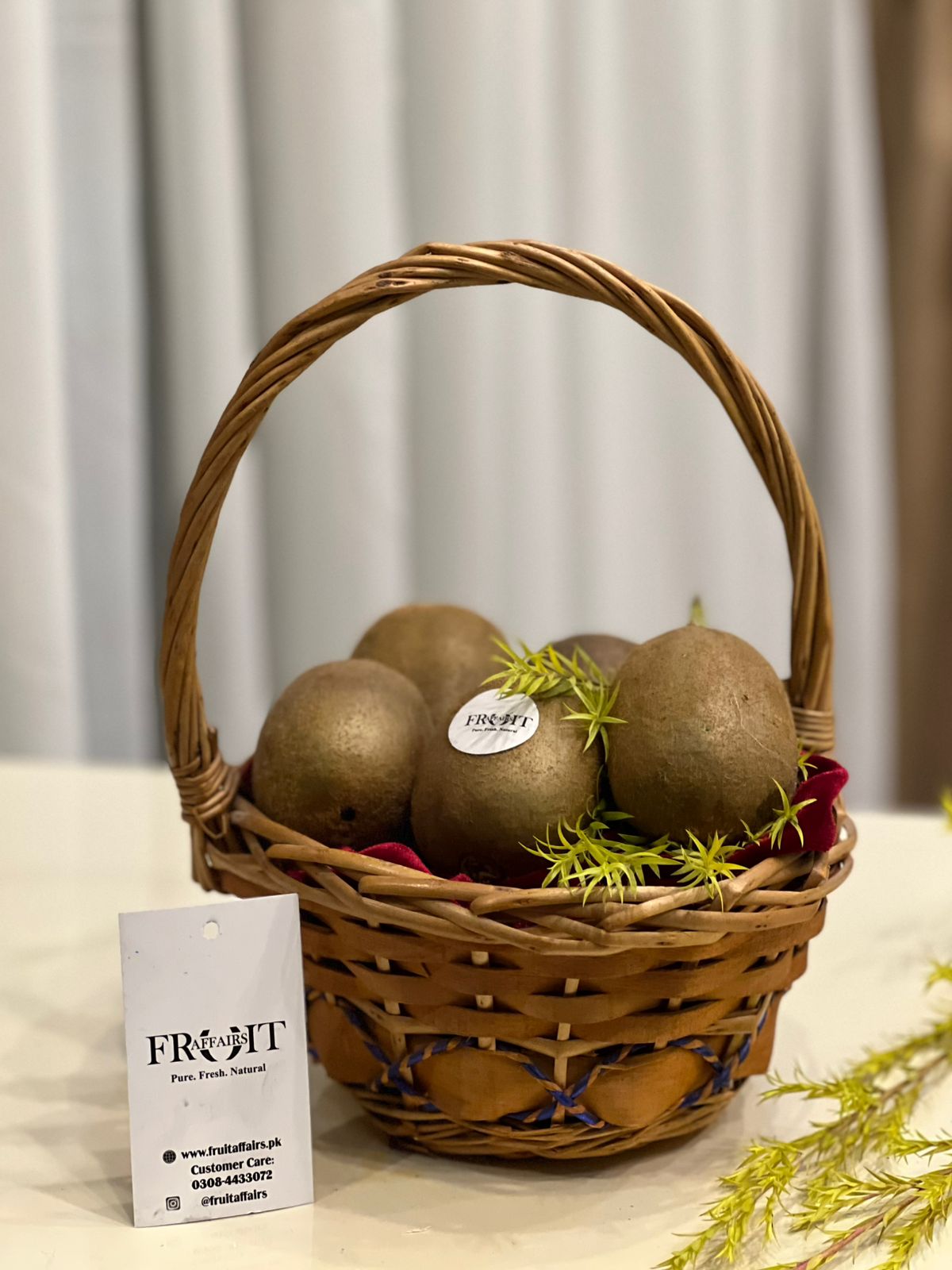Premium Fresh Kiwi Basket – 1 KG