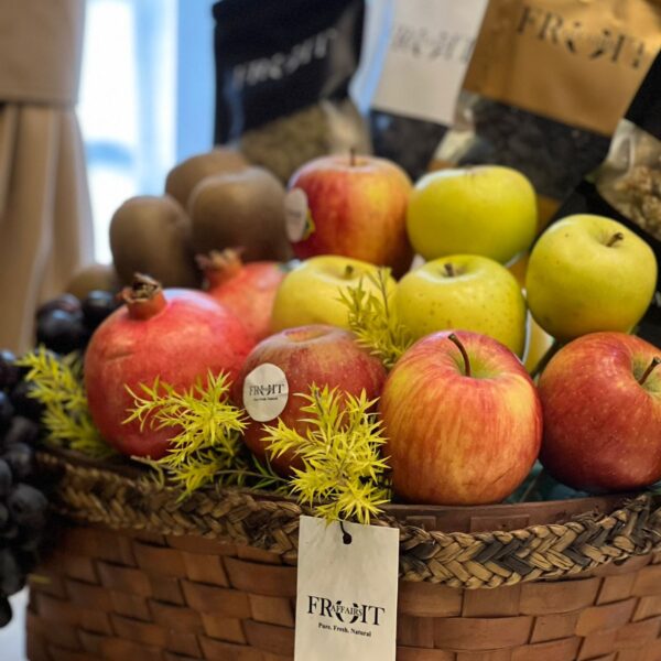 Premium Mixed Fruit Gift Basket